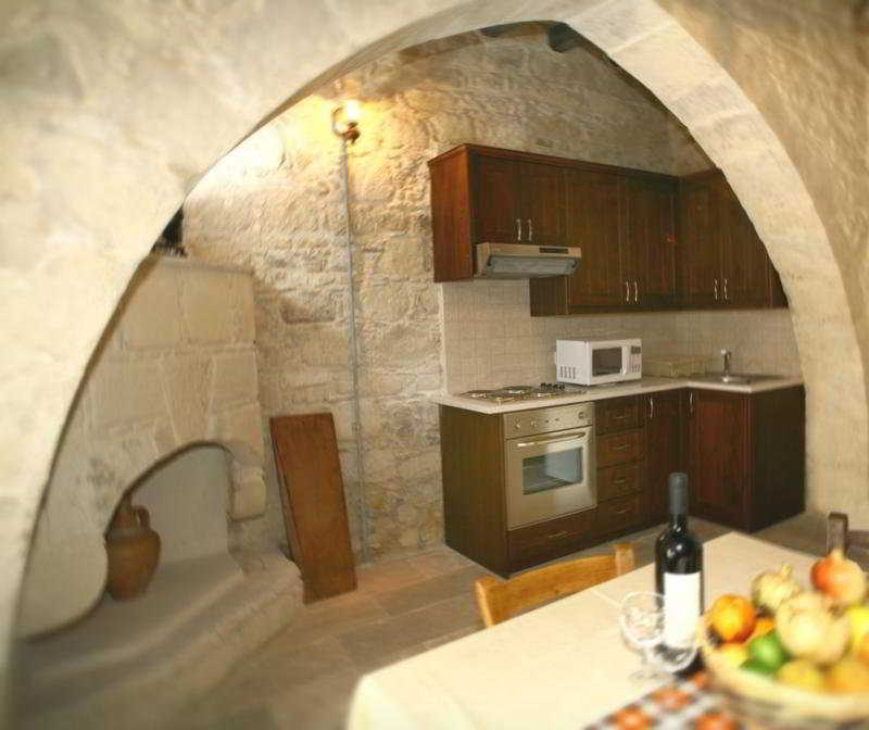 Leonidas Village Houses Goudhi Екстериор снимка