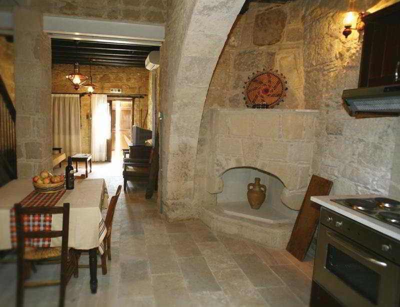 Leonidas Village Houses Goudhi Екстериор снимка